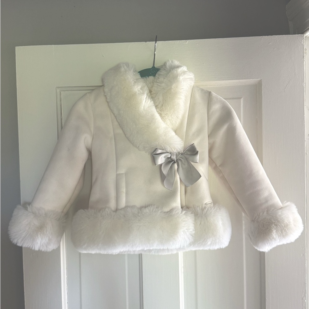 American Girl White Soft As Snow Faux Fur Coat, size XS / 6